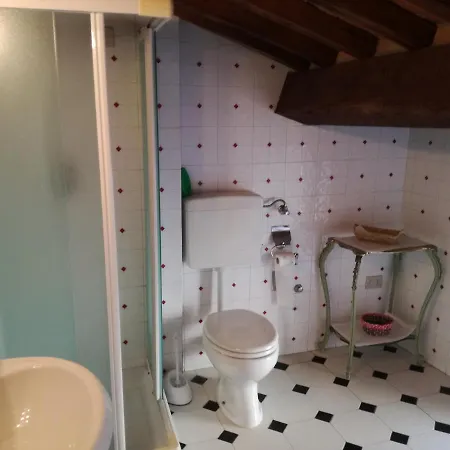 Mansarda Con Solarium Panoramico Su Centro Storico Di Vicino Alle Famose Terme Della Val D'orcia Sarteano