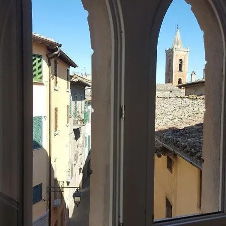 Lägenhet Mansarda Con Solarium Panoramico Su Centro Storico Di Vicino Alle Famose Terme Della Val D'orcia Sarteano